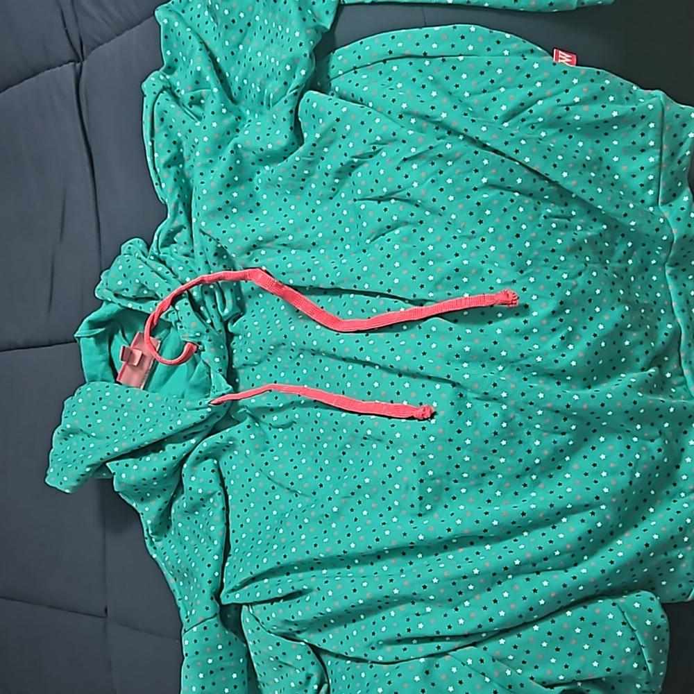 NWOT XS/S Westwind hoodie